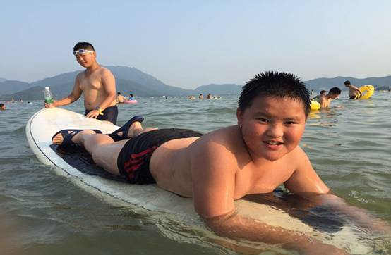水中漂浮照片 水中漂浮照片